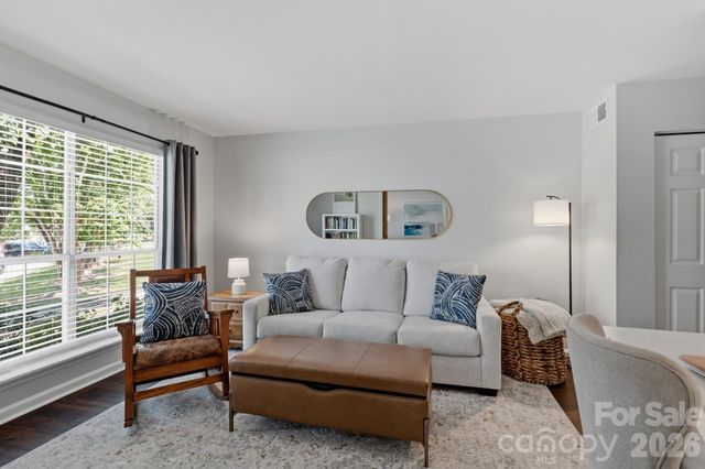 8219 Golf Ridge Drive, Charlotte, NC 28277