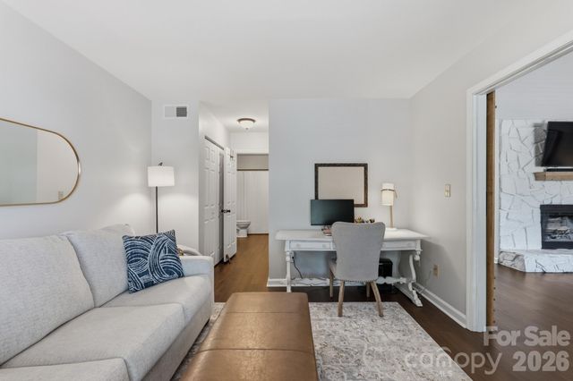 8219 Golf Ridge Drive, Charlotte, NC 28277