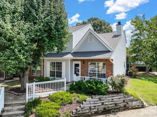 8219 Golf Ridge Drive, Charlotte, NC 28277