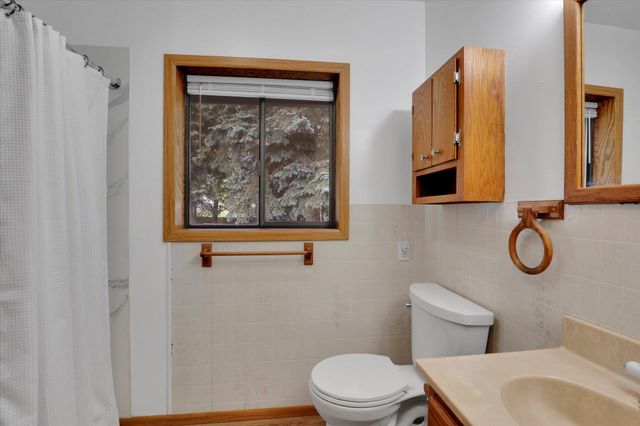 403 N JEFFERSON St, Medical Lake, WA 99022