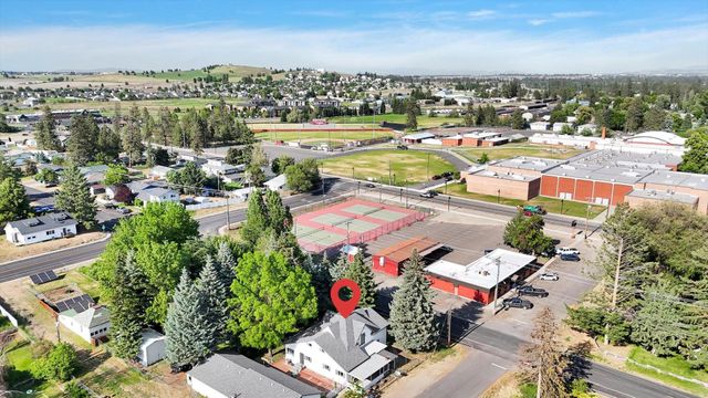 403 N JEFFERSON St, Medical Lake, WA 99022