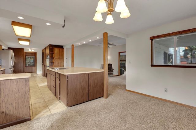 403 N JEFFERSON St, Medical Lake, WA 99022