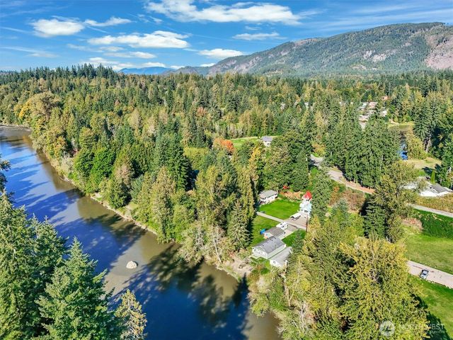 11800 166 Drive NE, Arlington, WA 98223