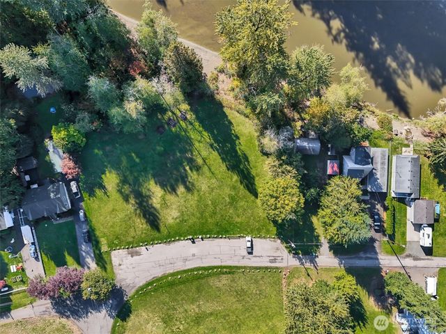 11800 166 Drive NE, Arlington, WA 98223