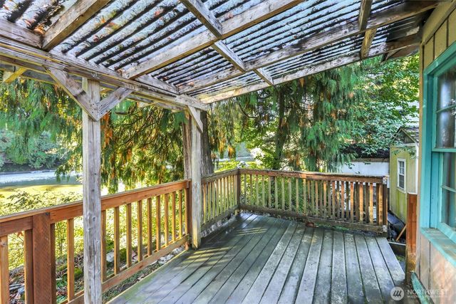 11800 166 Drive NE, Arlington, WA 98223