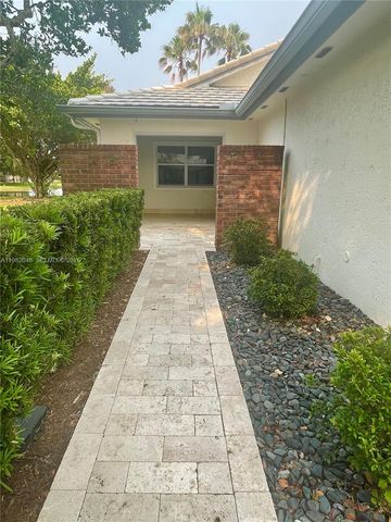 2100 Tallahassee, Weston, FL 33326