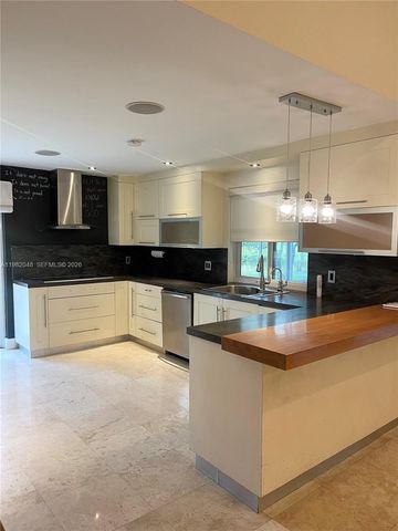 2100 Tallahassee, Weston, FL 33326