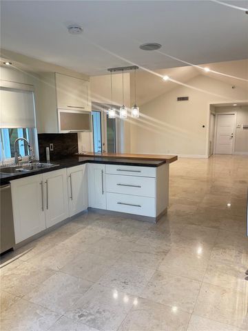 2100 Tallahassee, Weston, FL 33326