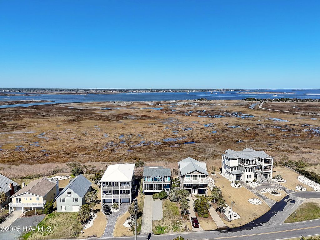 Image 54 of property listing at 108 Caswell Beach Road, Oak Island, NC 28465