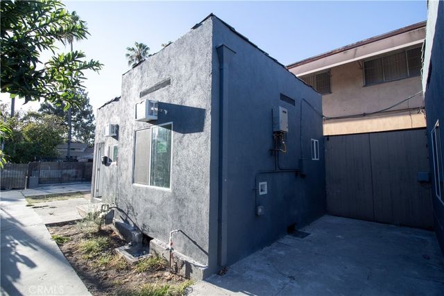 432 S St. Louis Street, Los Angeles, CA 90006