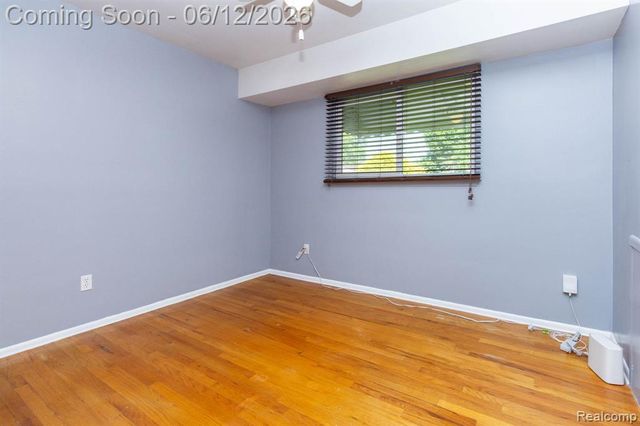 4062 Lexington Drive, Trenton, MI 48183