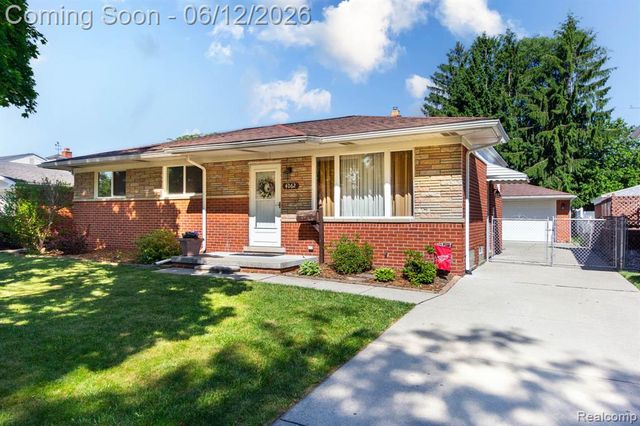 4062 Lexington Drive, Trenton, MI 48183