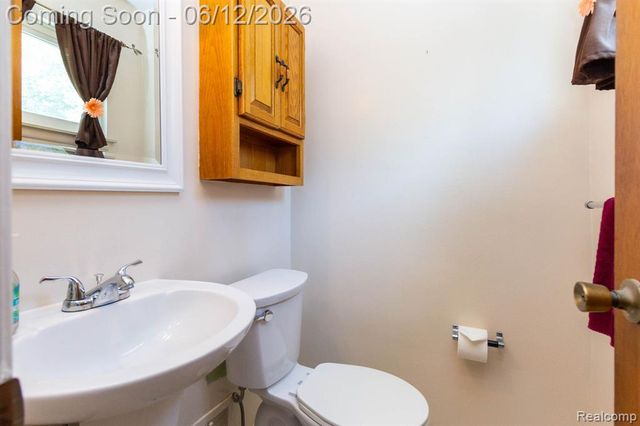 4062 Lexington Drive, Trenton, MI 48183