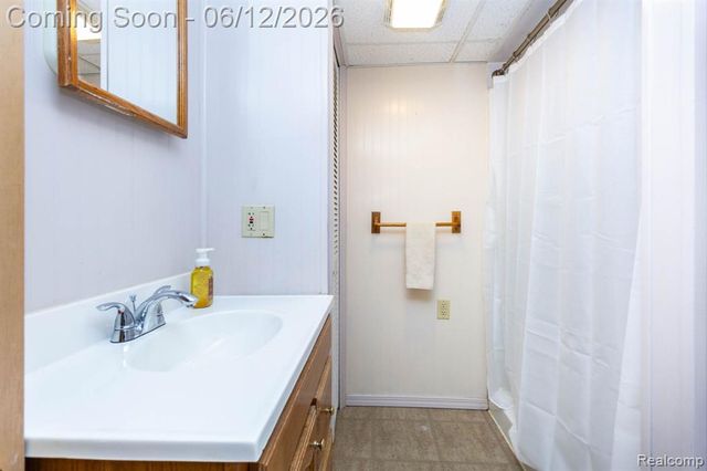 4062 Lexington Drive, Trenton, MI 48183