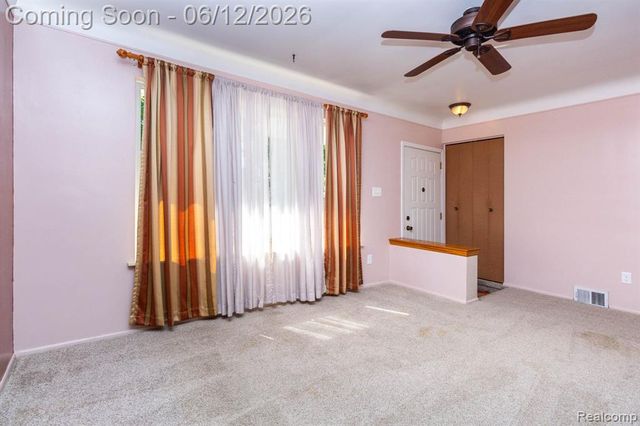 4062 Lexington Drive, Trenton, MI 48183
