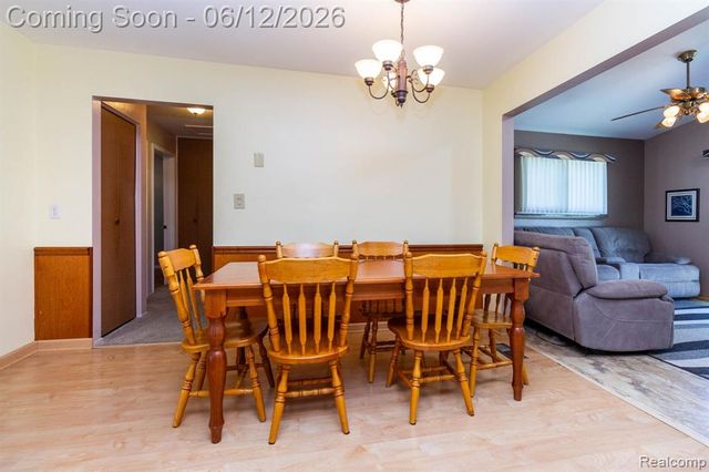 4062 Lexington Drive, Trenton, MI 48183