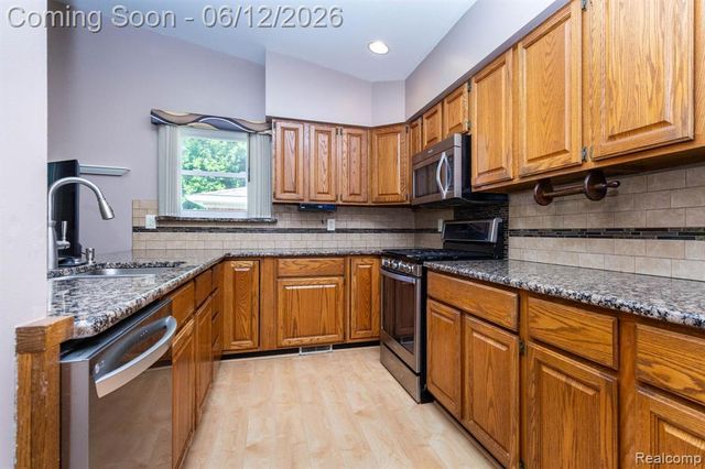 4062 Lexington Drive, Trenton, MI 48183