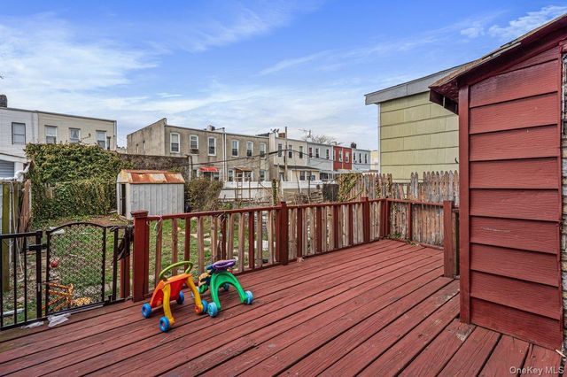 294 Autumn Avenue, Brooklyn, NY 11208