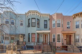 294 Autumn Avenue, Brooklyn, NY 11208