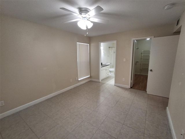 899 Riverside Drive 613, Coral Springs, FL 33071