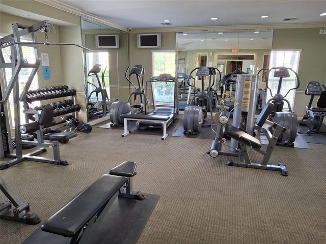 899 Riverside Drive 613, Coral Springs, FL 33071