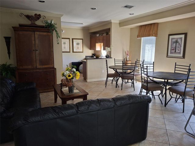 899 Riverside Drive 613, Coral Springs, FL 33071