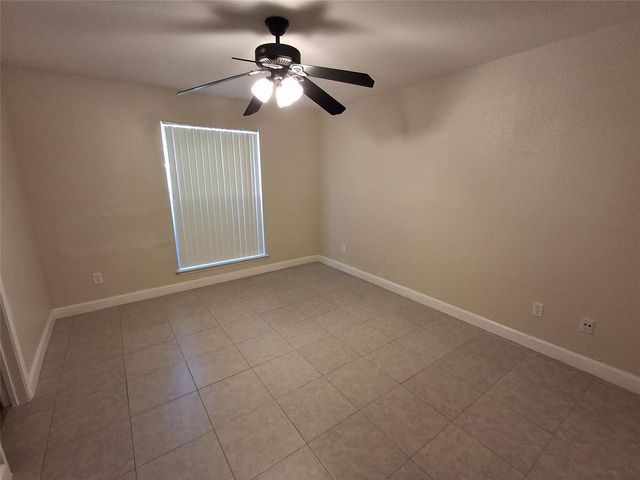 899 Riverside Drive 613, Coral Springs, FL 33071