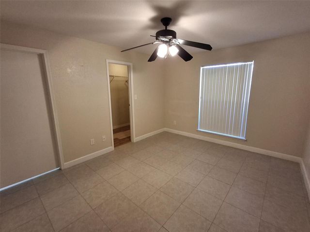 899 Riverside Drive 613, Coral Springs, FL 33071
