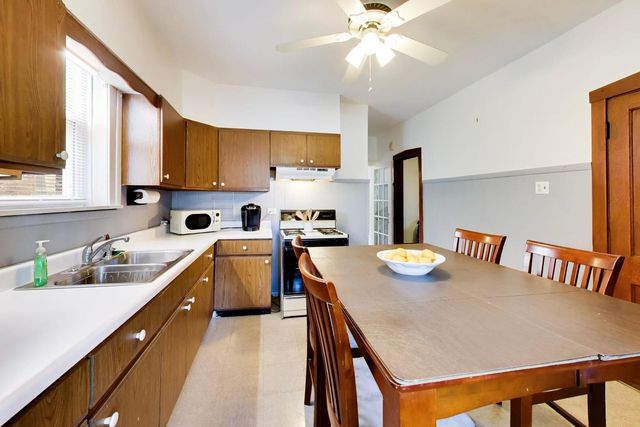 1903 Harvey Avenue, Berwyn, IL 60402
