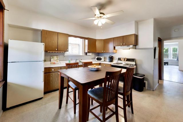 1903 Harvey Avenue, Berwyn, IL 60402