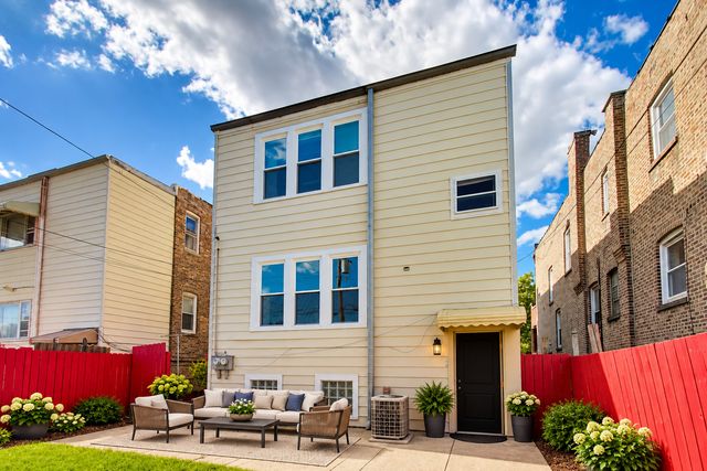 1903 Harvey Avenue, Berwyn, IL 60402