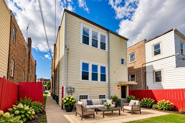 1903 Harvey Avenue, Berwyn, IL 60402