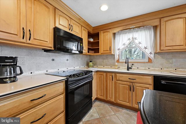 115 WINDY HILL RD, Downingtown, PA 19335