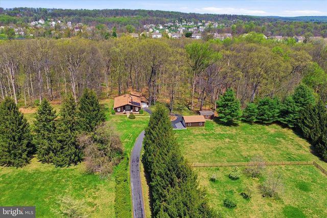 115 WINDY HILL RD, Downingtown, PA 19335
