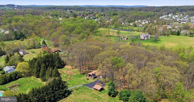 115 WINDY HILL RD, Downingtown, PA 19335