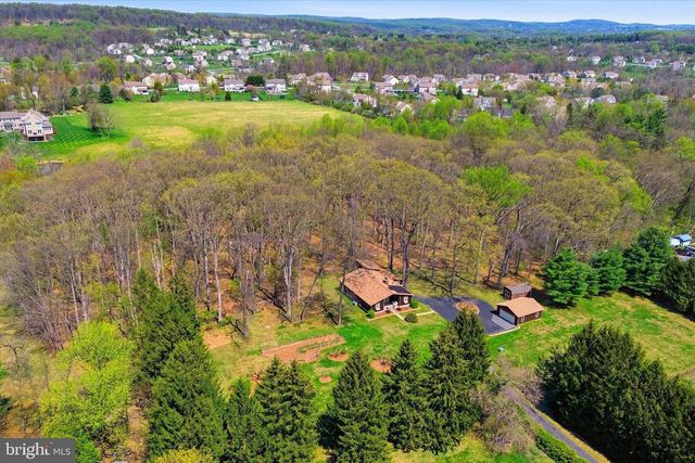 115 WINDY HILL RD, Downingtown, PA 19335