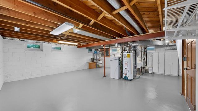 133 Craig Way NE, Fridley, MN 55432