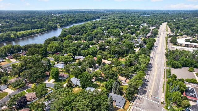 133 Craig Way NE, Fridley, MN 55432