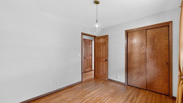 133 Craig Way NE, Fridley, MN 55432
