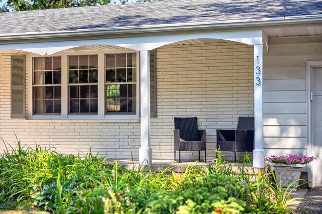133 Craig Way NE, Fridley, MN 55432