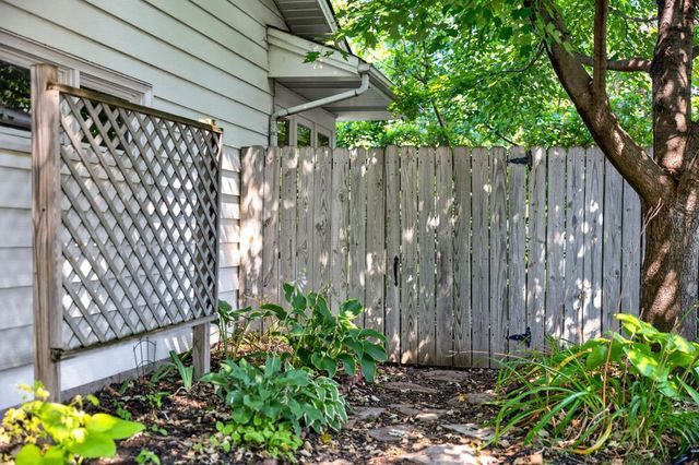 133 Craig Way NE, Fridley, MN 55432