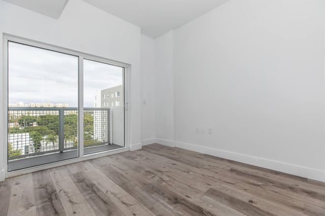 39 NW 7th Avenue 401, Miami, FL 33128