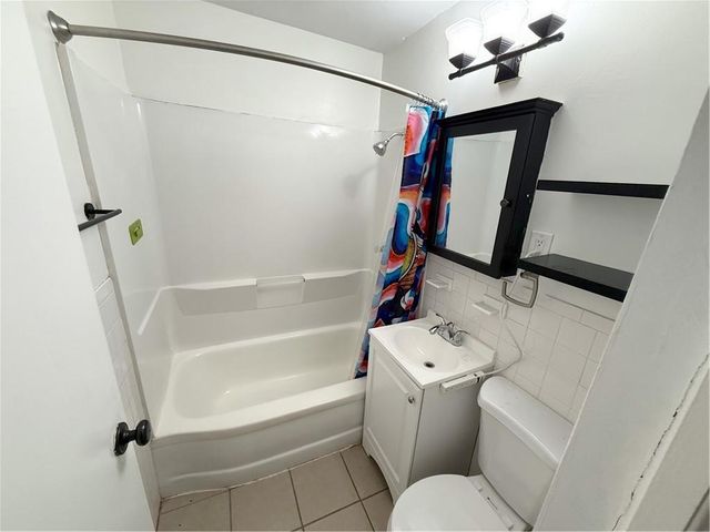 7680 Rainbow Drive, Prairie Village, KS 66208