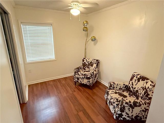 7680 Rainbow Drive, Prairie Village, KS 66208