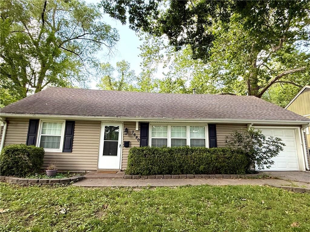 7680 Rainbow Drive, Prairie Village, KS 66208