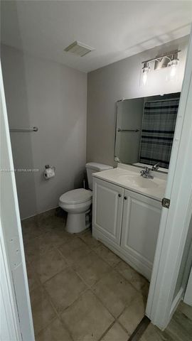 4171 N Haverhill Rd 1012, West Palm Beach, FL 33417