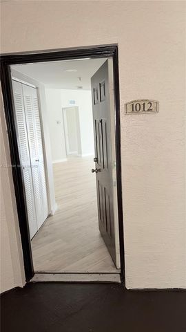 4171 N Haverhill Rd 1012, West Palm Beach, FL 33417