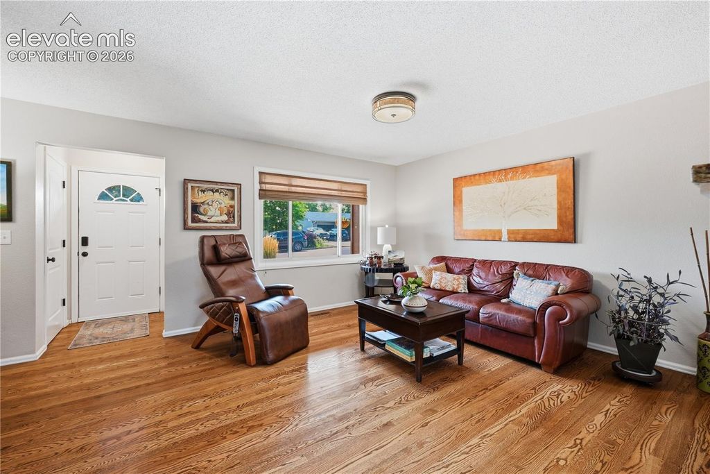 306 Sutherland Place, Manitou Springs, CO 80829 — photo 3