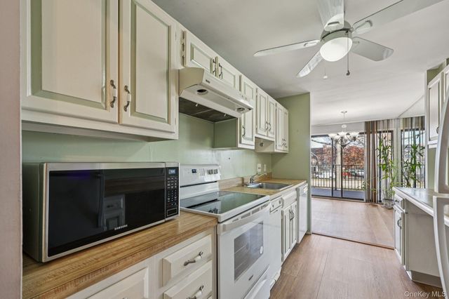 107 N Broadway 113, White Plains, NY 10601