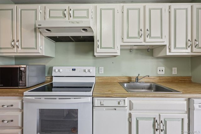 107 N Broadway 113, White Plains, NY 10601